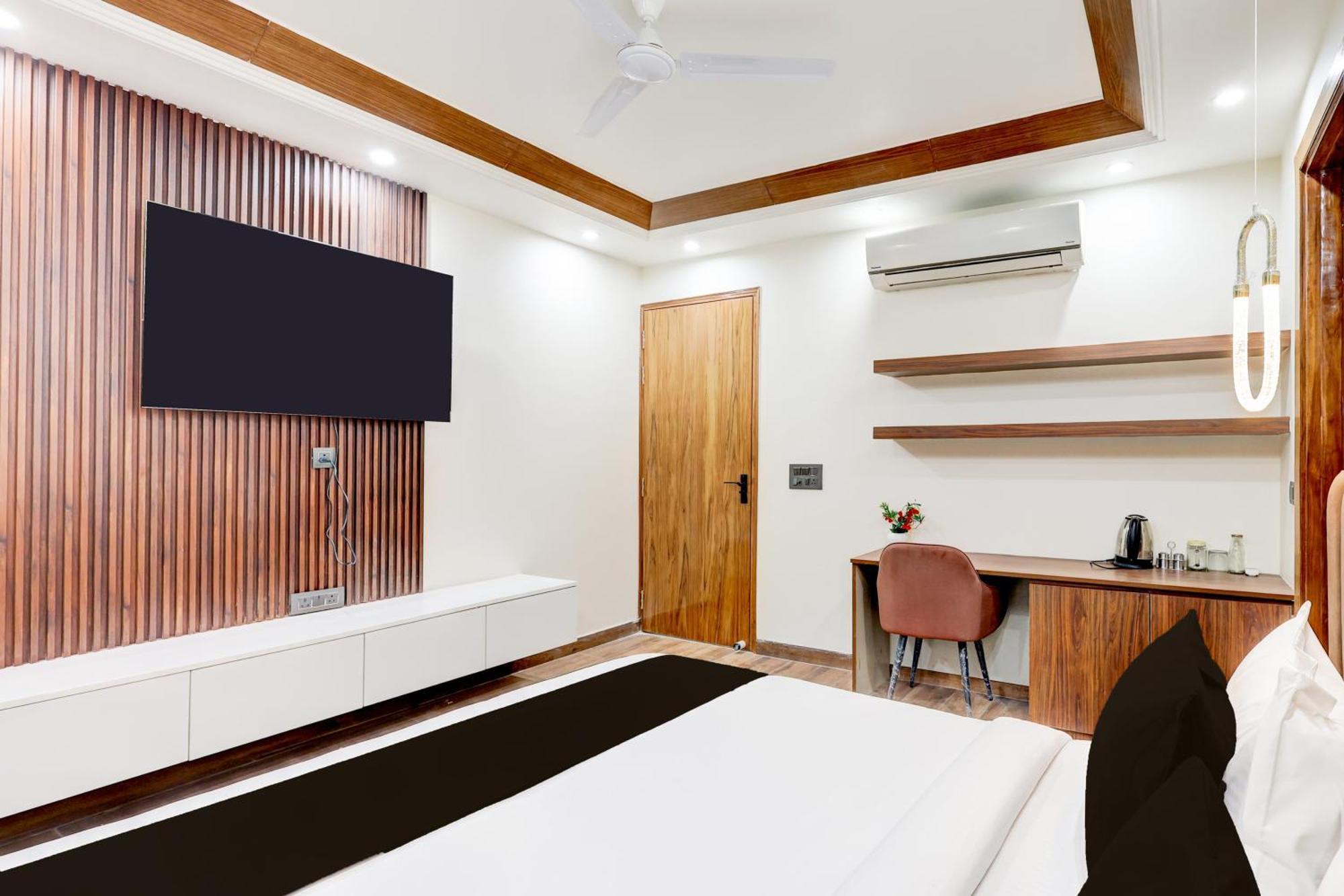 Super Hotel O Sector 43 Gurgáon Kültér fotó